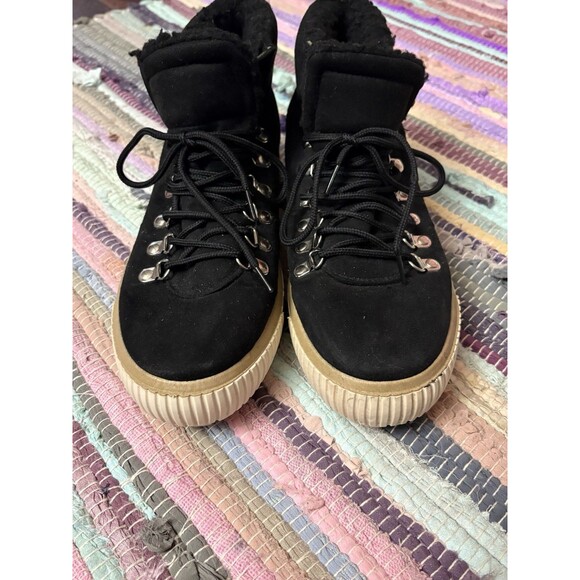 Bamboo Women’s Black Faux Suede Ankle Booties Size 7.5 - Picture 2 of 10